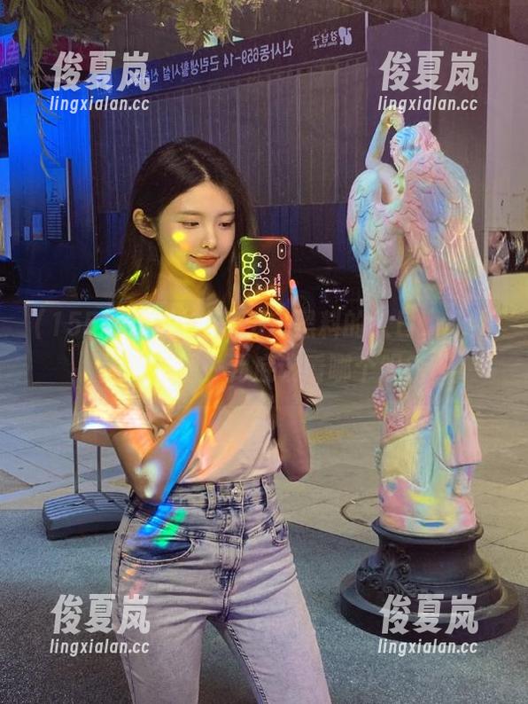 在155fun.黑料的入口，永不迷路，嗯…到底该看哪个呢？-绫夏岚