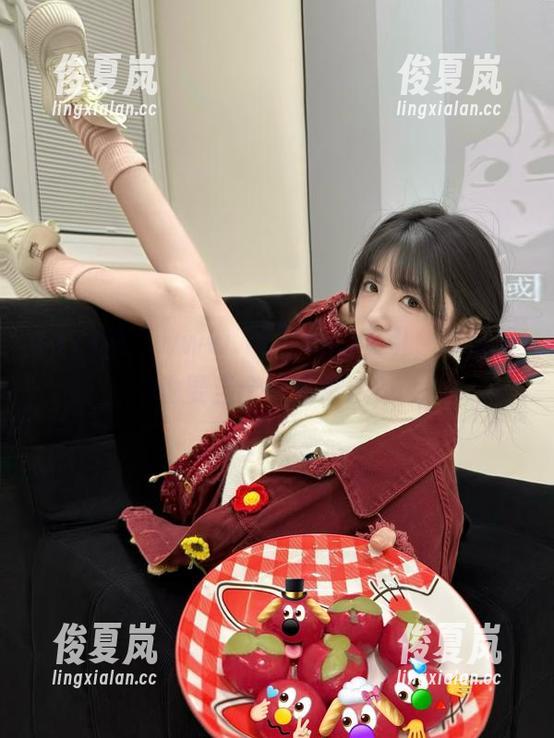 被“www.17”app吸引，难道我也要当个吃瓜群众？-绫夏岚