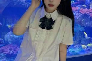 粉丝们看过来，快用“51cgw”链接学习如何优雅地吃瓜！
