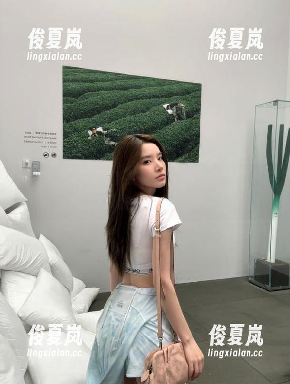 苹果系统更新，朋友们，来51吃瓜愉快吃瓜吧！-绫夏岚