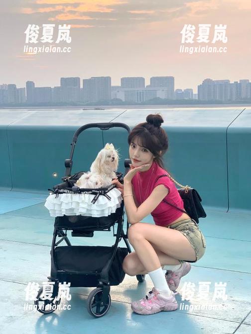 51吃瓜昨晚更新了？下载来试试，果然眼前一亮，但感觉也没啥变化。-绫夏岚