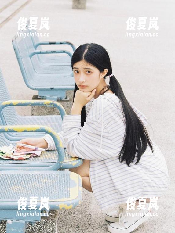 说实话，“51吃瓜”入口里的爆料，感觉就像是个调皮的捣蛋鬼！-绫夏岚