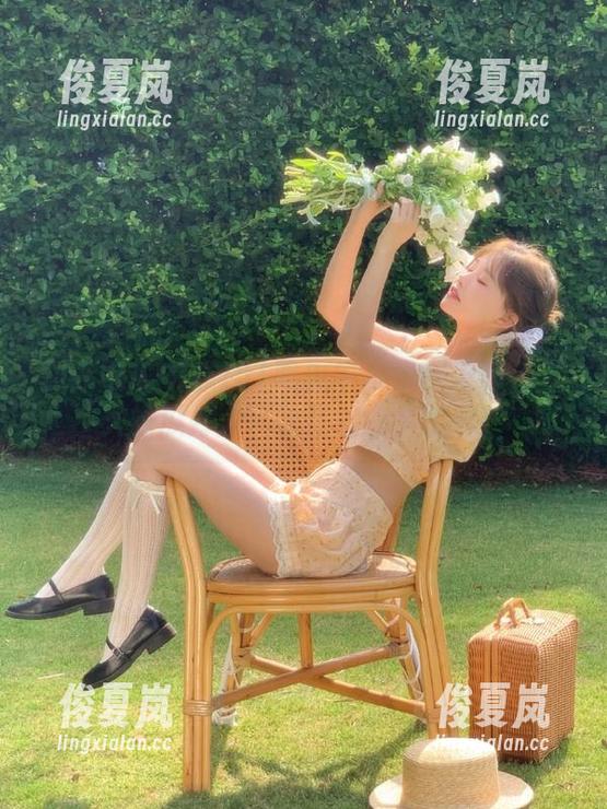 51吃瓜中心今日发布：今天的瓜好大，甚至能永久保鲜！-绫夏岚