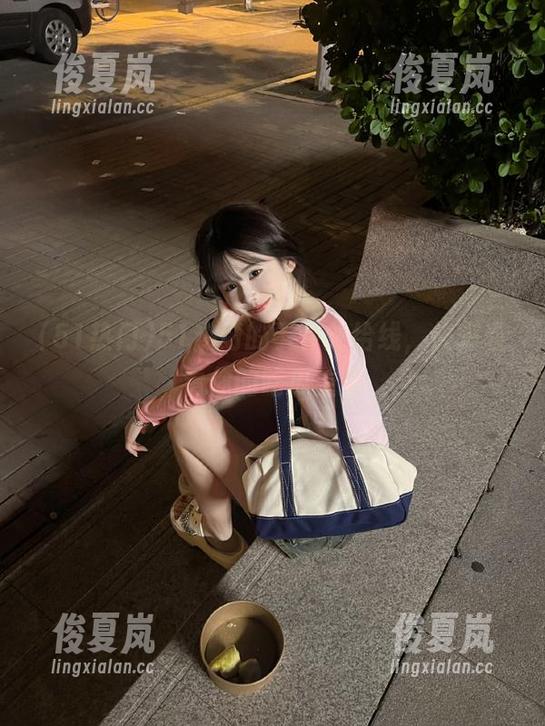 51热门的事件补给线,快来看看你的吃瓜重播-绫夏岚 51热门的事件补给线,快来看看你的吃瓜重播-绫夏岚
