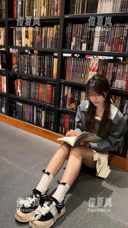 718.sxapp：打开之后我就成了话痨，嘴停不下来-绫夏岚