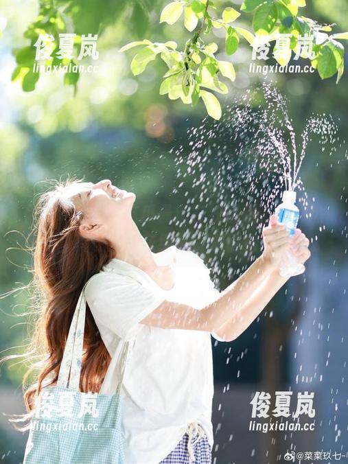 91吃瓜最新在线话题,各种热辣新闻真让人眼花缭乱,心情有点微妙。-绫夏岚 91吃瓜最新在线话题,各种热辣新闻真让人眼花缭乱,心情有点微妙。-绫夏岚