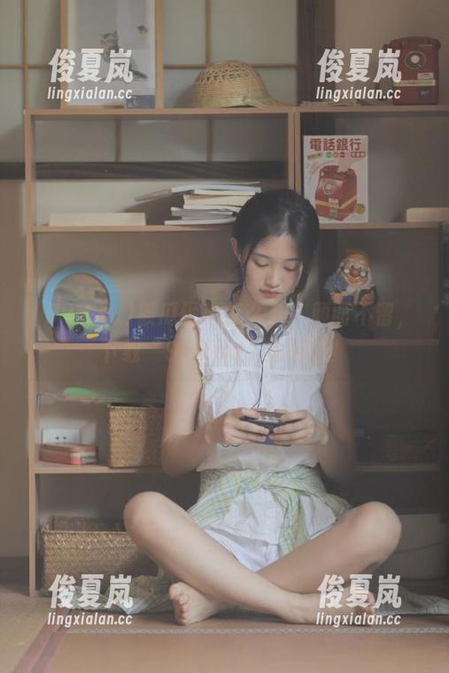 被瓜砸中怎么办？颜面不留，下载“998.su”自救吧！-绫夏岚
