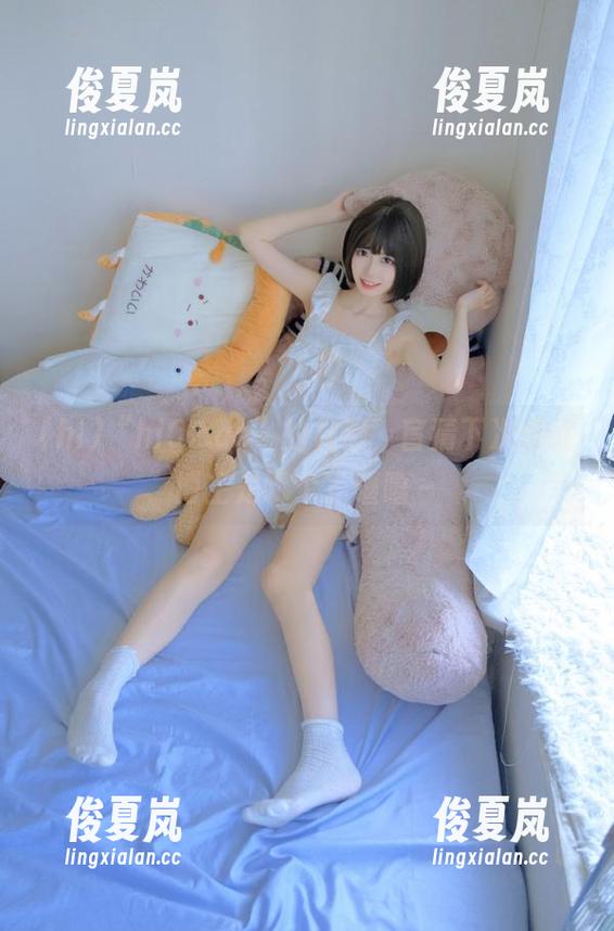 “hl02.co”的视频，盲猜下次爆红博主是哪个？嘻嘻～-绫夏岚