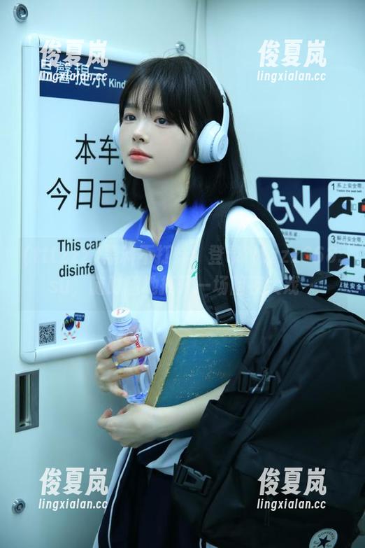 黑料不打烊，登录tttzzz668.su，随时随地打开一场暗夜大戏～-绫夏岚