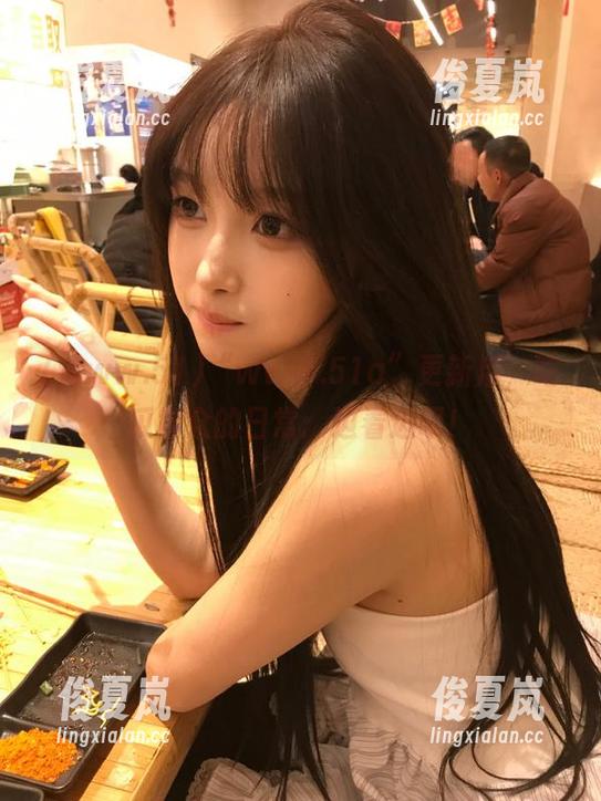 “www.51a”更新后，吃瓜群众的日常：边看边叹！-绫夏岚