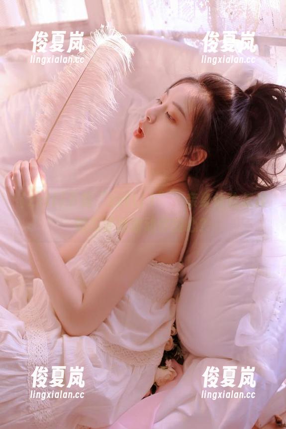 下载“zztt11”，亲身体验怎样的瓜才能撩动你的心？-绫夏岚