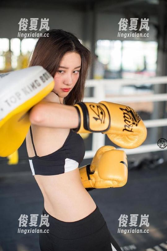 有个链接在zztthl.ccm里，可能是我小鹿乱撞的来源吧？-绫夏岚