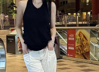 每次登录zzzttt，像是在打开宝箱，满心期待，结果总是……唉。