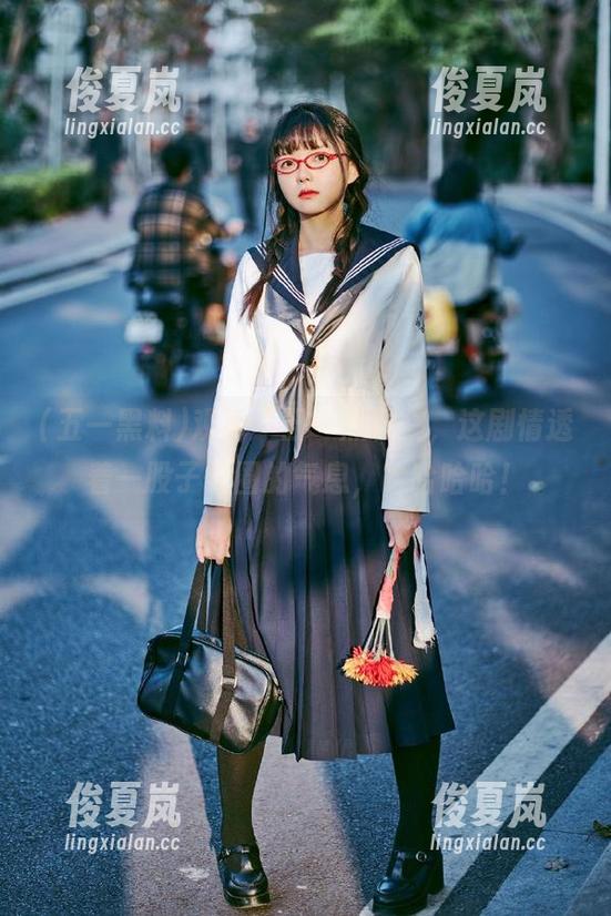 观看“五一黑料”，这剧情透着一股子懵圈的气息，哈哈哈哈！-绫夏岚
