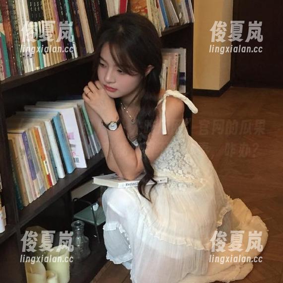 “人人吃瓜网”官网的瓜果真太丰富了，我都快跟不上节奏，咋办？-绫夏岚