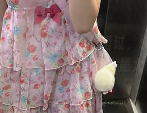走过路过不要错过，快来神游全网黑料视频，吃着瓜看小黑大家庭！