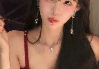 在冲哥黑料苹果版上游荡，感觉像在现代社交大剧里，竟然还有这种操作？