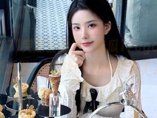 突然注意到，吃瓜17cgcc上资源泛滥，我的好奇心快撑爆了。