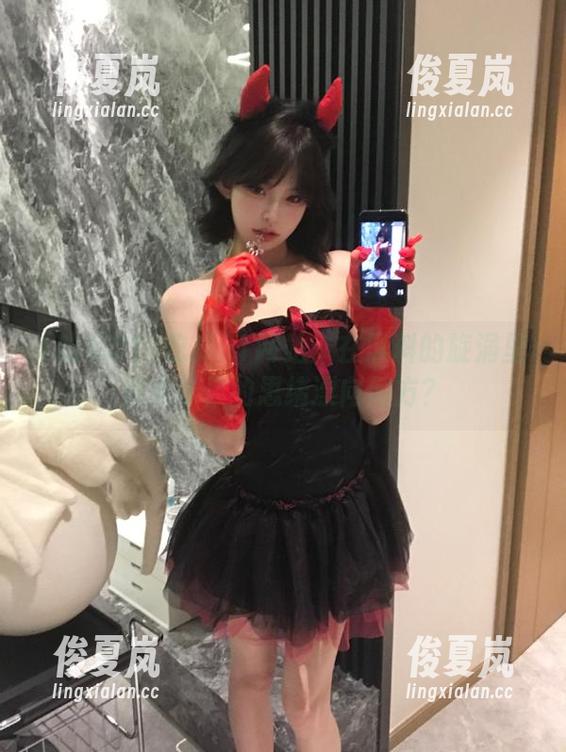 吃瓜51网站：在黑料的旋涡里划水，你的思绪漂向何方？-绫夏岚