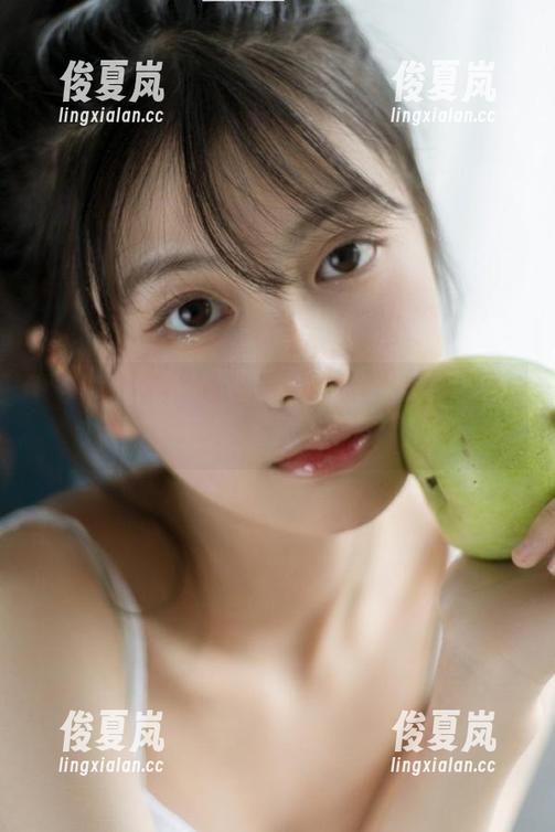 疯狂登录www.吃瓜不打烊，八卦大幕即将拉开！-绫夏岚