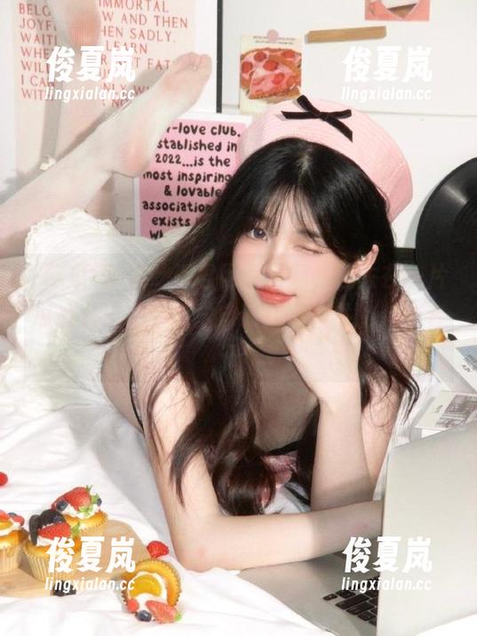 在吃瓜君网页徘徊，迷失在一片瓜说八道中，感觉自己成了事件的旁观者！-绫夏岚