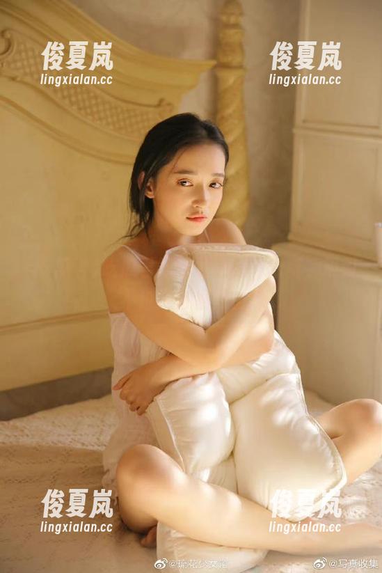 吃瓜君新网址上线,新鲜、吸引、不过还得慢慢品味...-绫夏岚 吃瓜君新网址上线,新鲜、吸引、不过还得慢慢品味...-绫夏岚