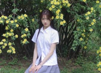 单男的“追爱行为”，吃瓜网视频直接放大，让人心疼不已。
