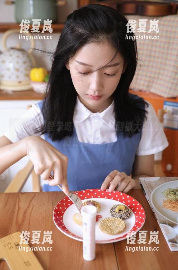登录吃瓜网，没想到被大瓜的戏剧性反转惊到-绫夏岚