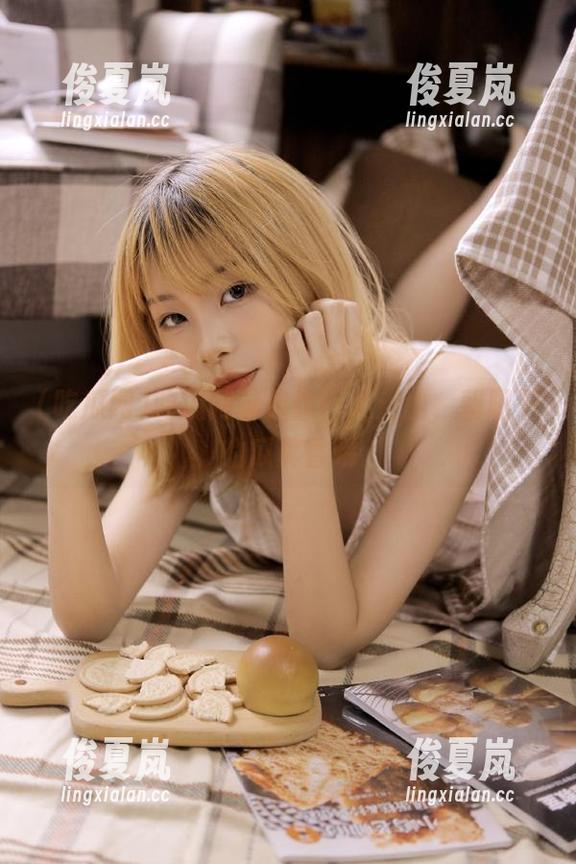 吃瓜网苹果版巴适无比，朝阳下的瓜真香哦-绫夏岚