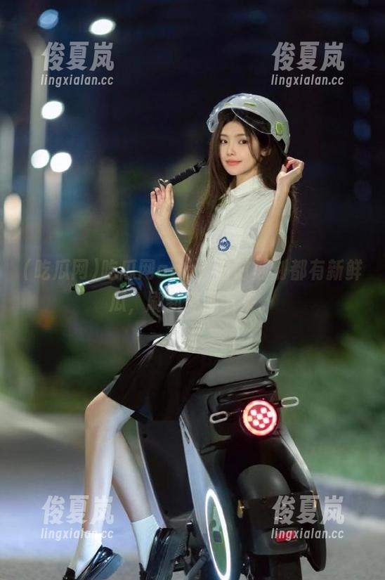 吃瓜网app，时时刻刻都有新鲜瓜，刷到停不下来。-绫夏岚