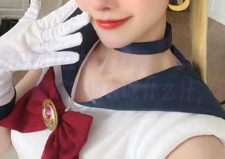 在线乌鸦嘴：每天在“天天吃瓜网”都不知道在吃什么汁，真累。