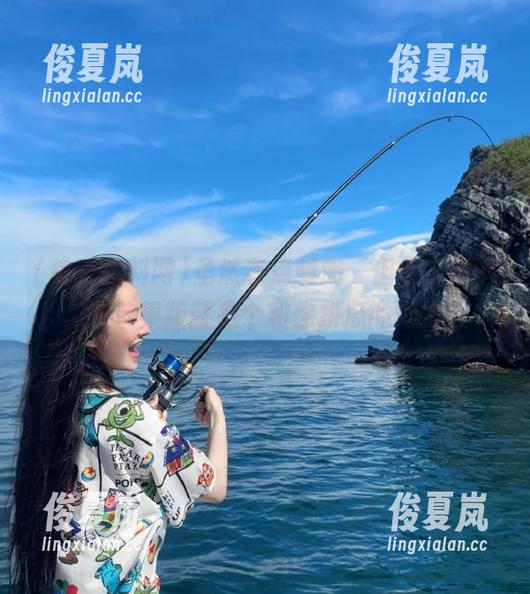 虽然有点刺激，但快手黑料网苹果版就是个和你拼瓜的地方-绫夏岚
