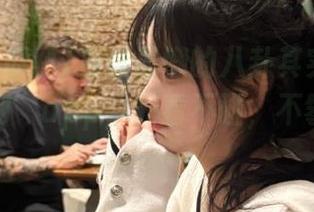 见过最懒的八卦其实是“我要吃瓜网”app，光看不碰，不攀附明星……