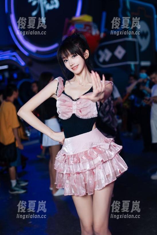 好奇心爆棚！黑料不打烊最新资源貌似又换地方了？-绫夏岚