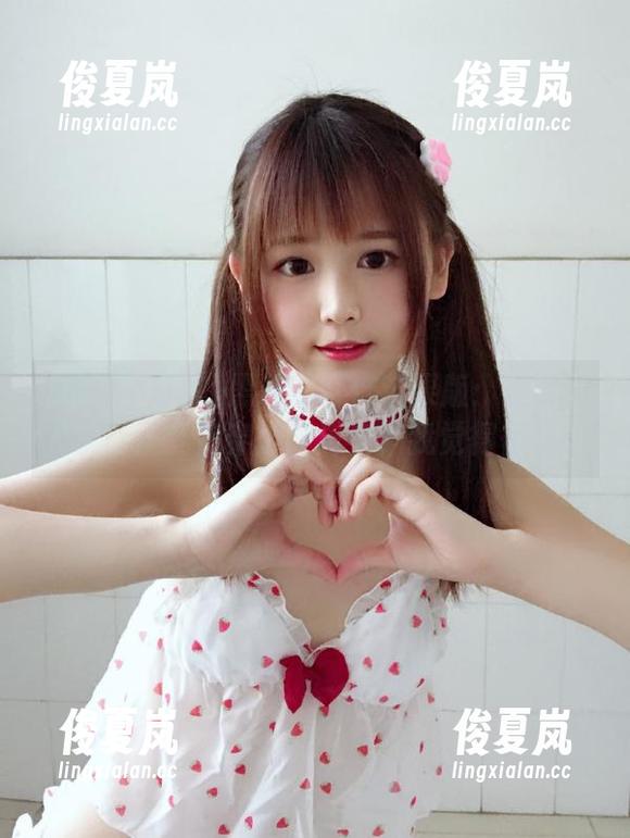 黑料不打烊苹果版：是否可以让正能量穿拖鞋进来？我觉得行！-绫夏岚