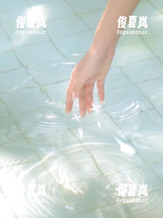 今天的黑料不打烊,万里长征，记得来分享你的小秘密哦-绫夏岚