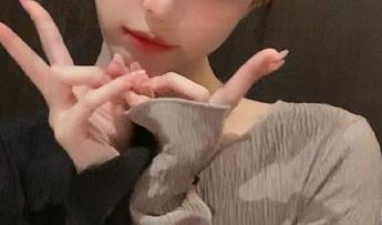 从“黑料不打烊tttzzz04.su”入口走进去，出来时嘴里都是瓜子的味道～