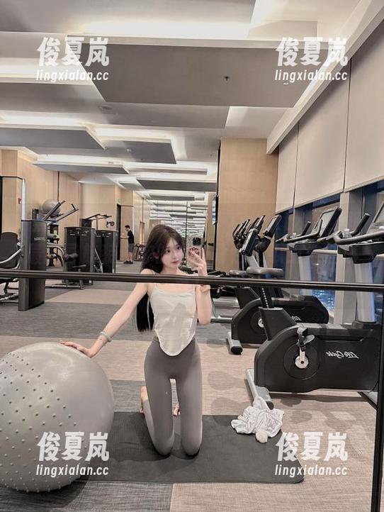 登录黑料不打烊tttzzz,把最新导航装进你的八卦背包,瓜田浩浩荡荡!-绫夏岚 登录黑料不打烊tttzzz,把最新导航装进你的八卦背包,瓜田浩浩荡荡!-绫夏岚