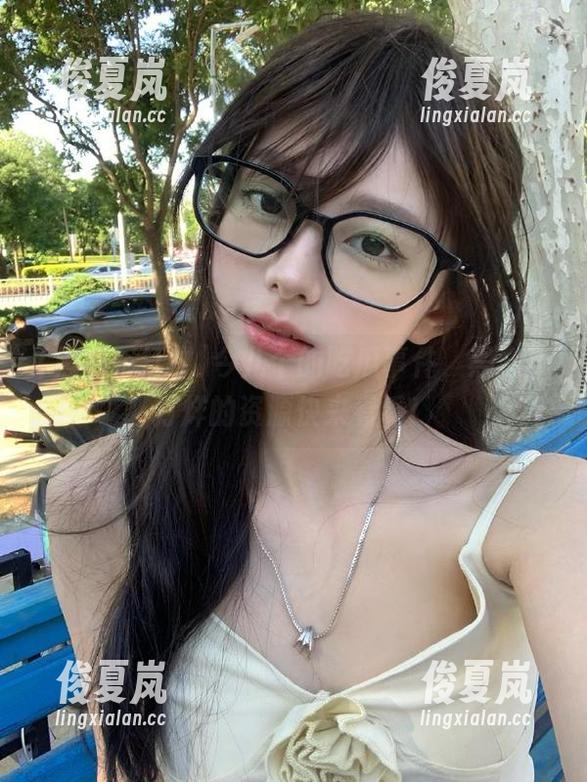 今儿个的吃瓜事件，黑料不打烊的资源快来看看！-绫夏岚