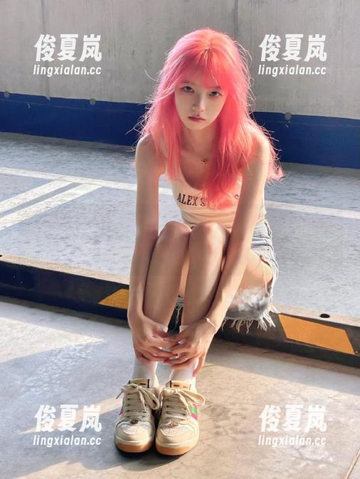 老铁们快来，收藏166su黑料不打烊网址，快乐无极限！-绫夏岚