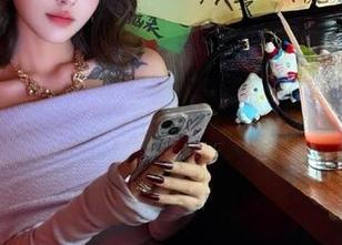 黑料吃瓜更新中，官网入口像是危险又诱人的小巷子。