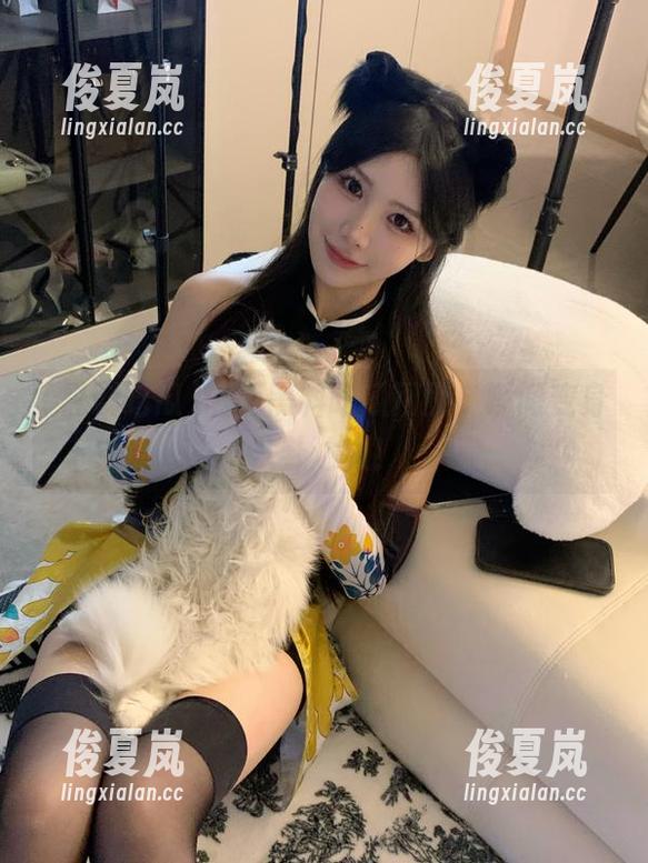 访问黑料吃瓜网页，瞬间变身八卦达人！-绫夏岚