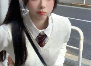 一不小心成了黑料吃瓜网的永久话题王，网红们你们真敢玩！