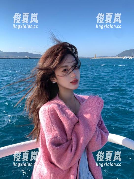 资源满满，黑料在线让你随时把瓜再翻，肚子都饱了。-绫夏岚