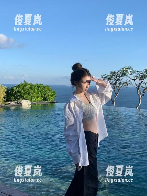 网址传送门，黑料在线，线上吃瓜就怕你不来！-绫夏岚