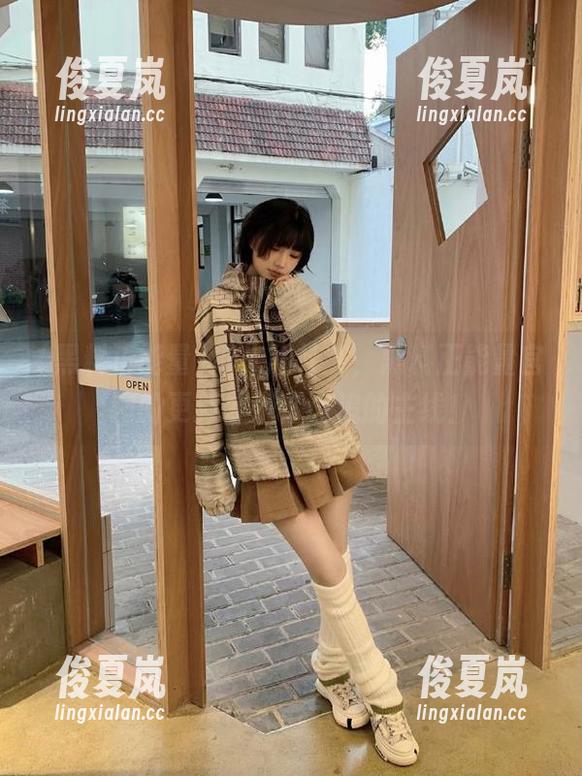 别光刷社交，黑料正能量官网的更新才是你该追的主线！-绫夏岚