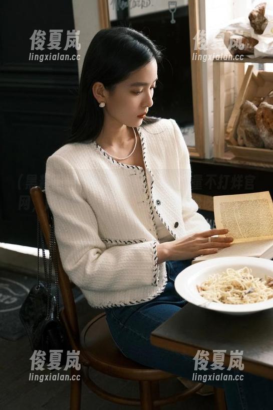 黑料正能量不打烊官网，陪你到老，永不迷路的键盘吃瓜手册！-绫夏岚