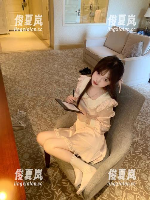 黑料爆料站：这条线上的八卦像车流，停也停不下！-绫夏岚