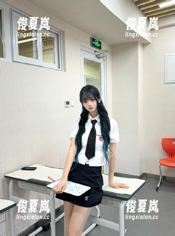 黑料社区在线：在这条不为人知的线路上，瓜吃不停！-绫夏岚