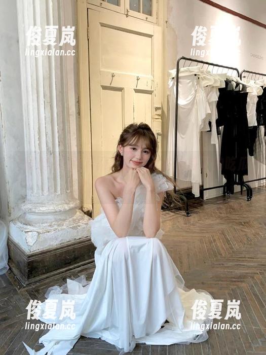 黑料网网站,软件加持下的吃瓜之旅,乐趣无穷啊~-绫夏岚 黑料网网站,软件加持下的吃瓜之旅,乐趣无穷啊~-绫夏岚